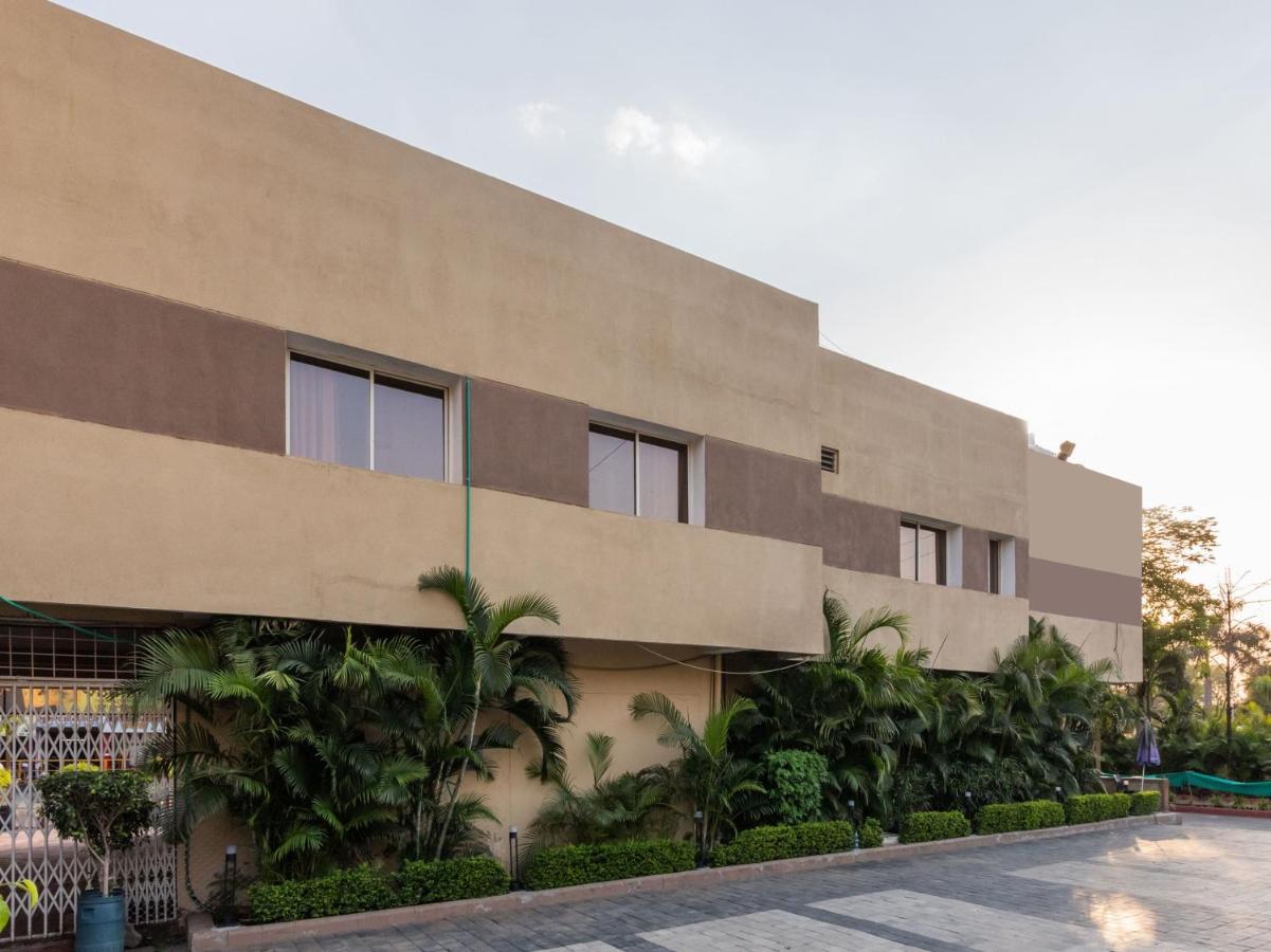 סהרנפור Spot On 73694 Hotel Prakash מראה חיצוני תמונה